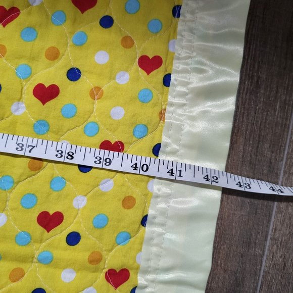 VTG Homemade Satin Edge Baby Blanket Nursery Ducks Hearts Country Yellow - Picture 6 of 6
